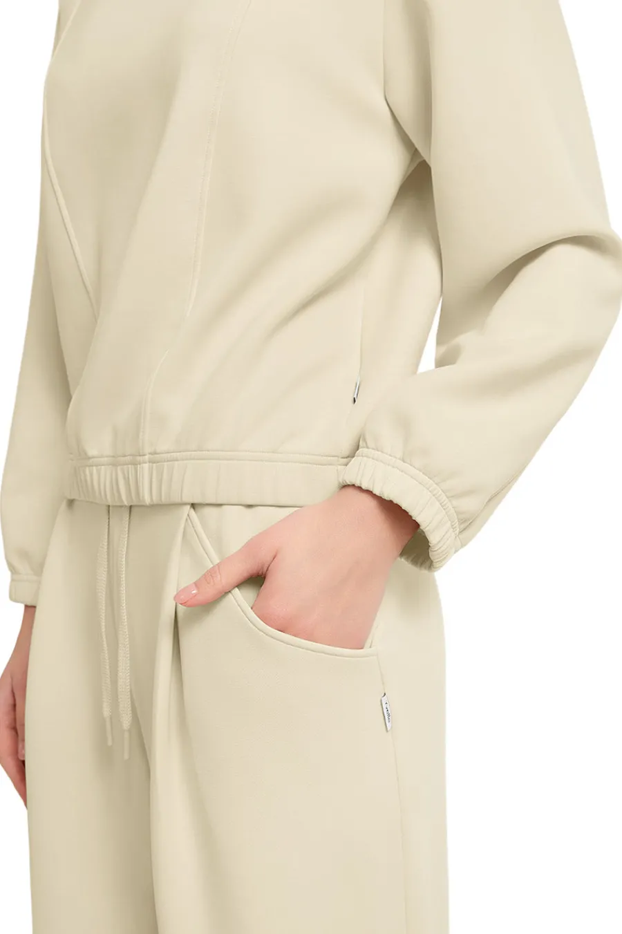 crop_longsleeve_mia_2-1.webp Yvette Crop Longsleeve Mia OffWhite Sale