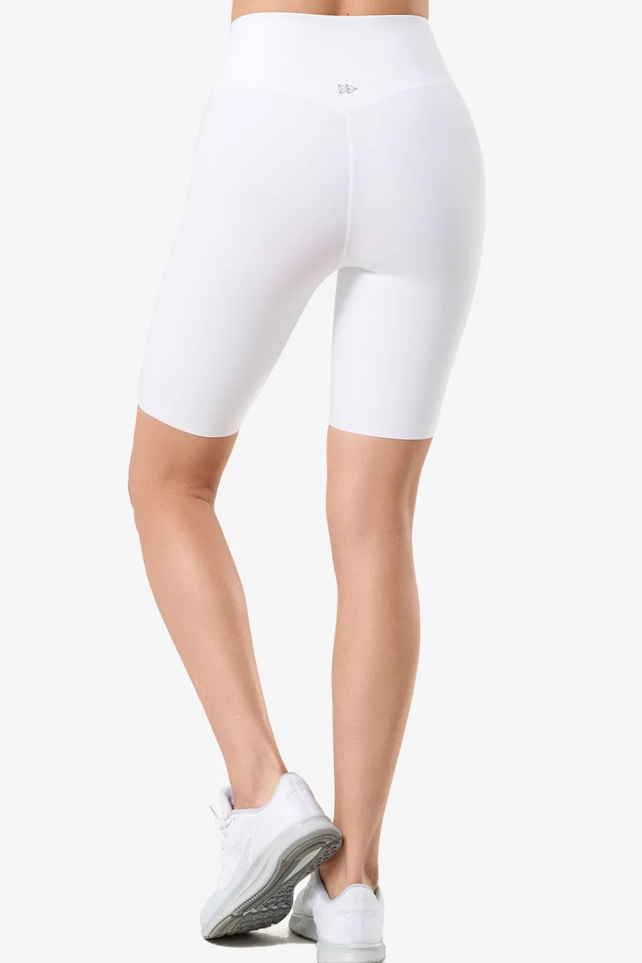 shorts_cloud_white_5.webp Yvette Shorts Cloud White Hot